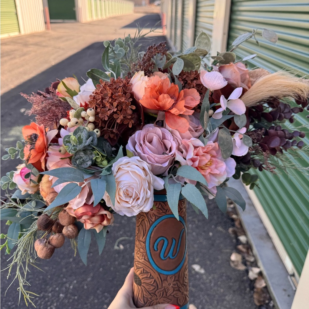 Bouquet with leather wrap